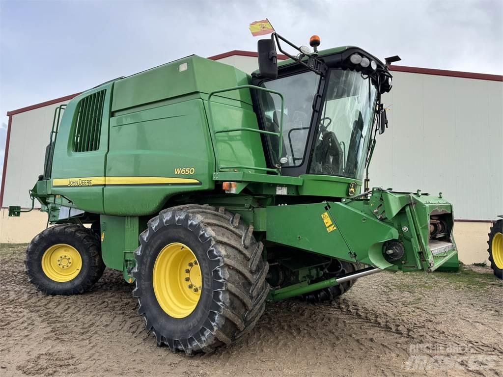 John Deere W650 Kombajny zbożowe