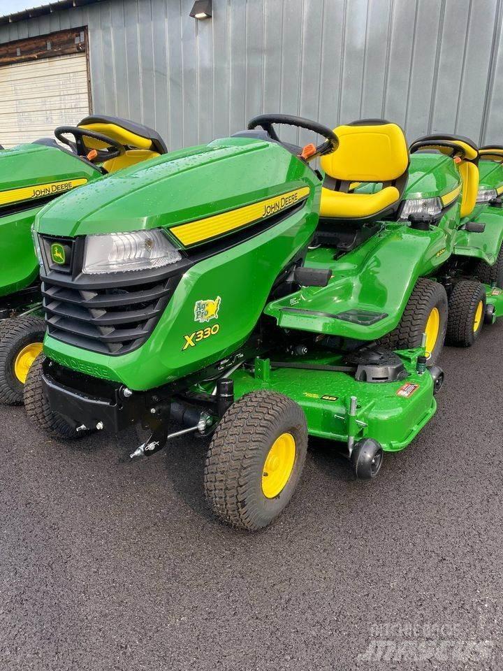 John Deere X330 Mikrociągniki