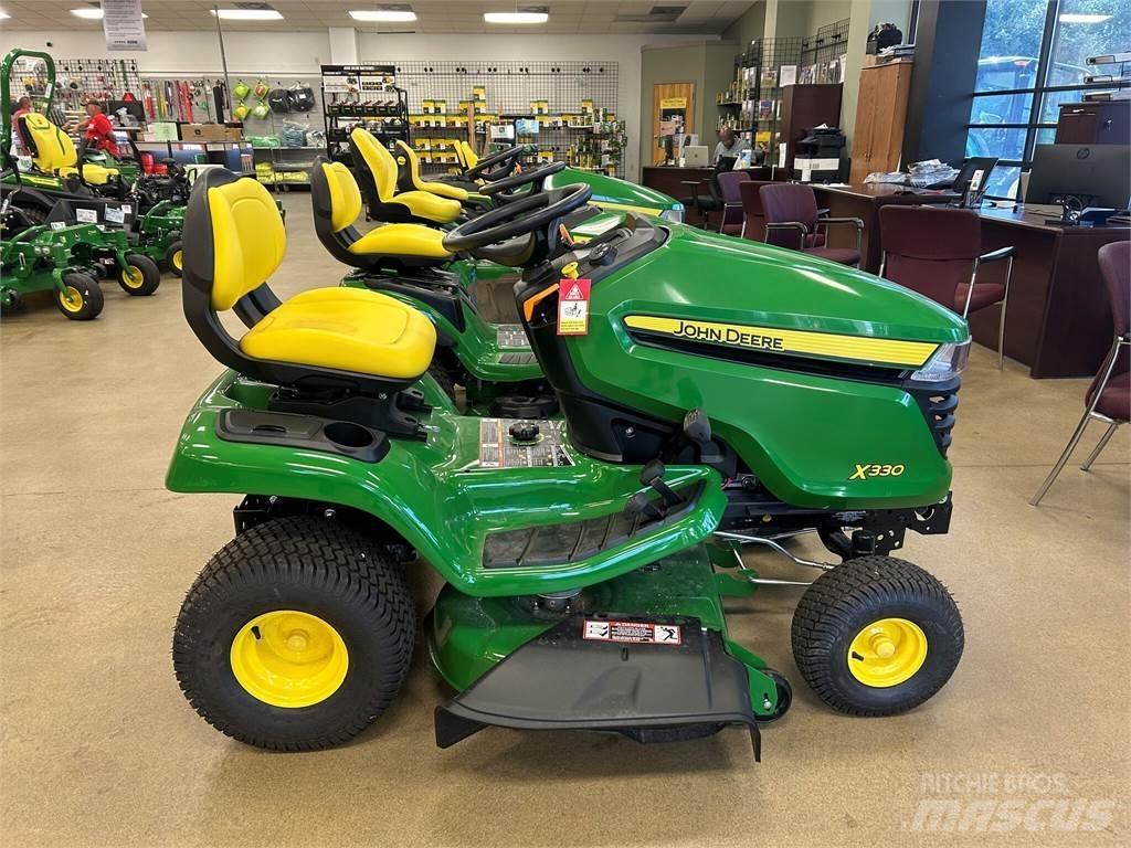 John Deere X330 Mikrociągniki
