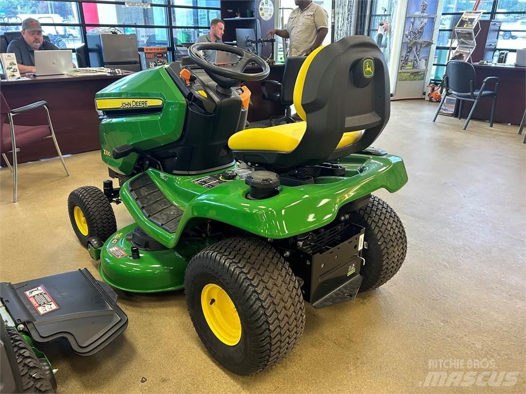 John Deere X330 Mikrociągniki