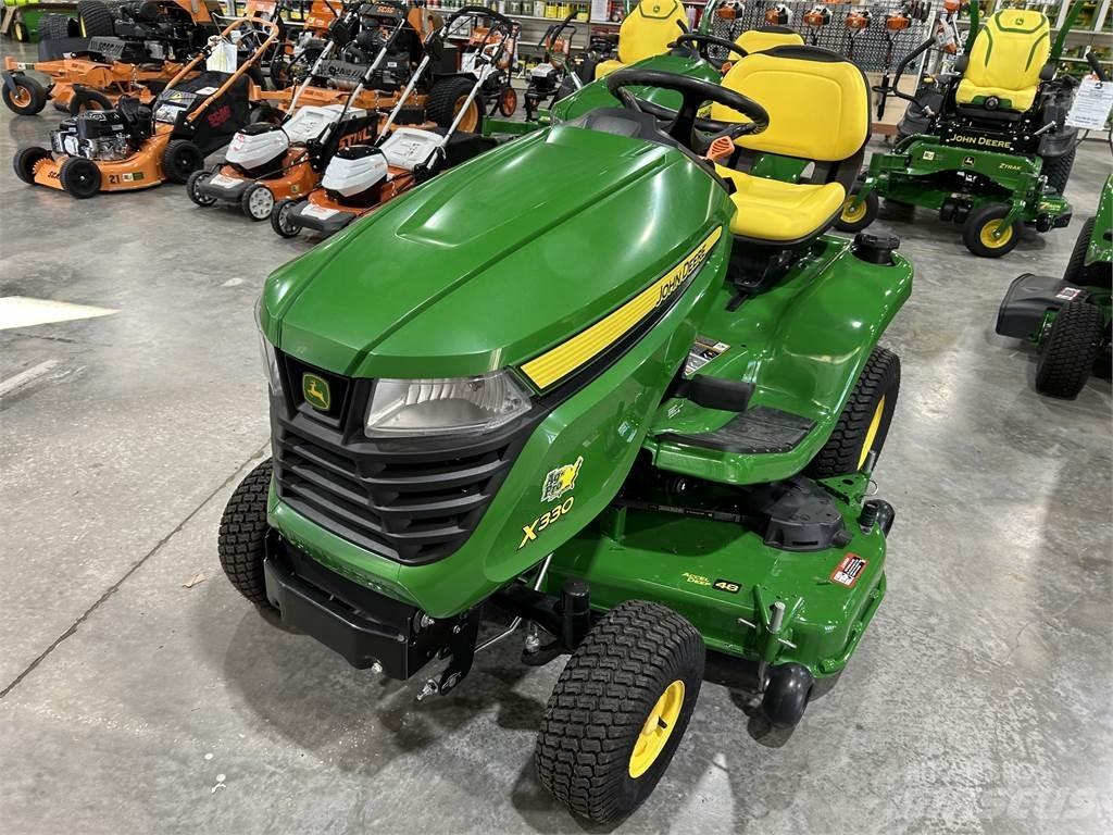 John Deere X330 Mikrociągniki