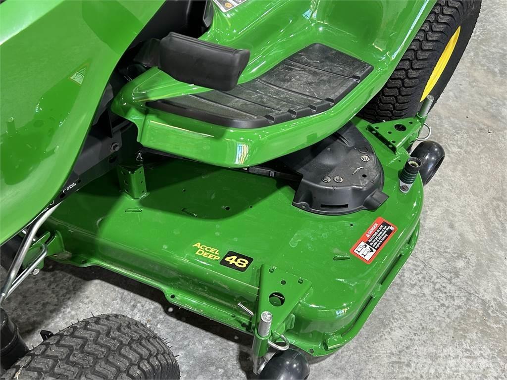 John Deere X330 Mikrociągniki
