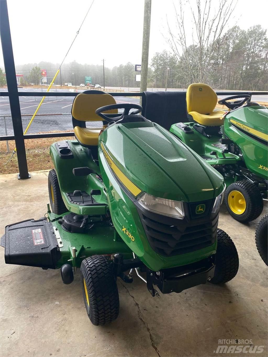 John Deere X330 Mikrociągniki