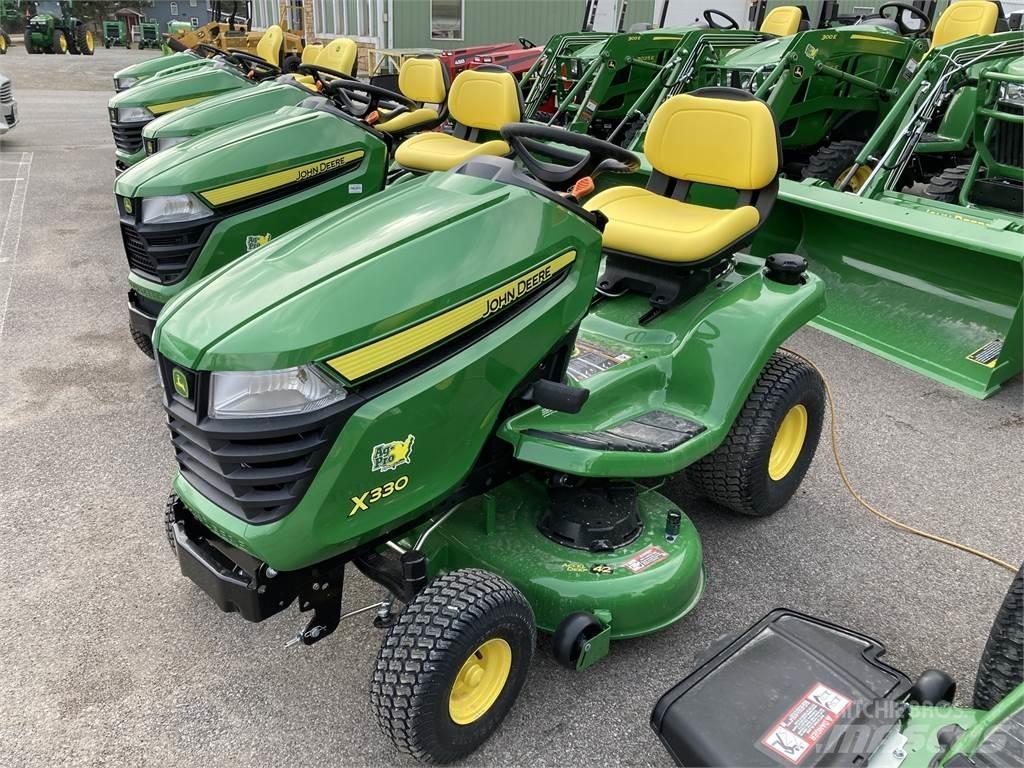 John Deere X330 Mikrociągniki