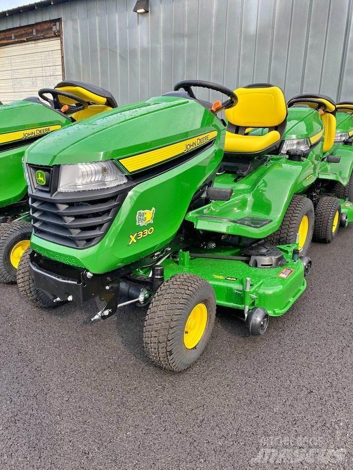 John Deere X330 Mikrociągniki
