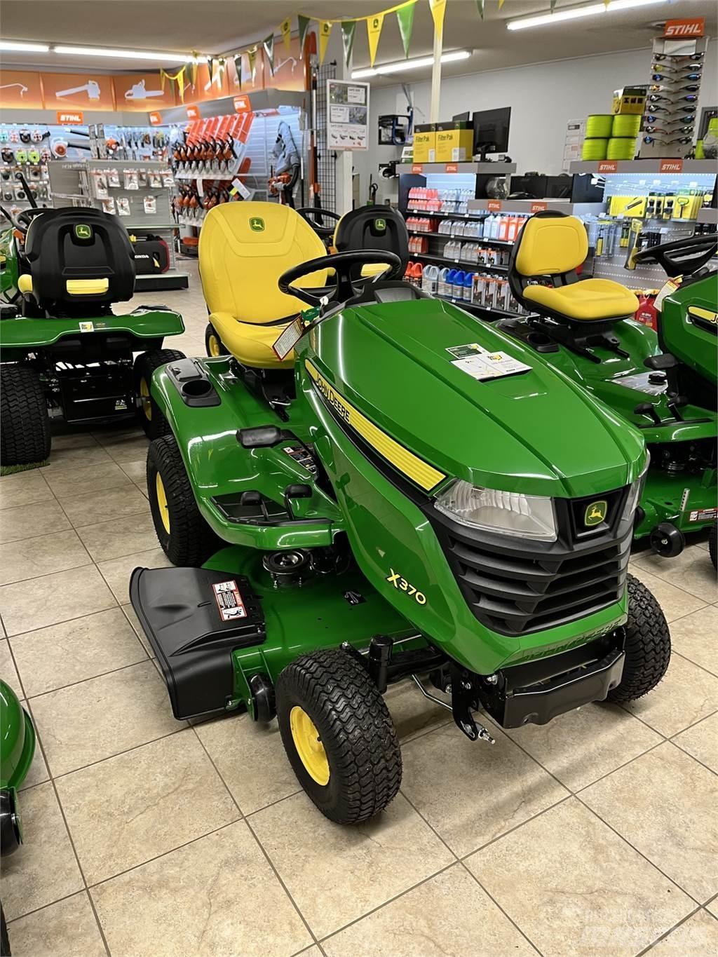 John Deere X370 Mikrociągniki
