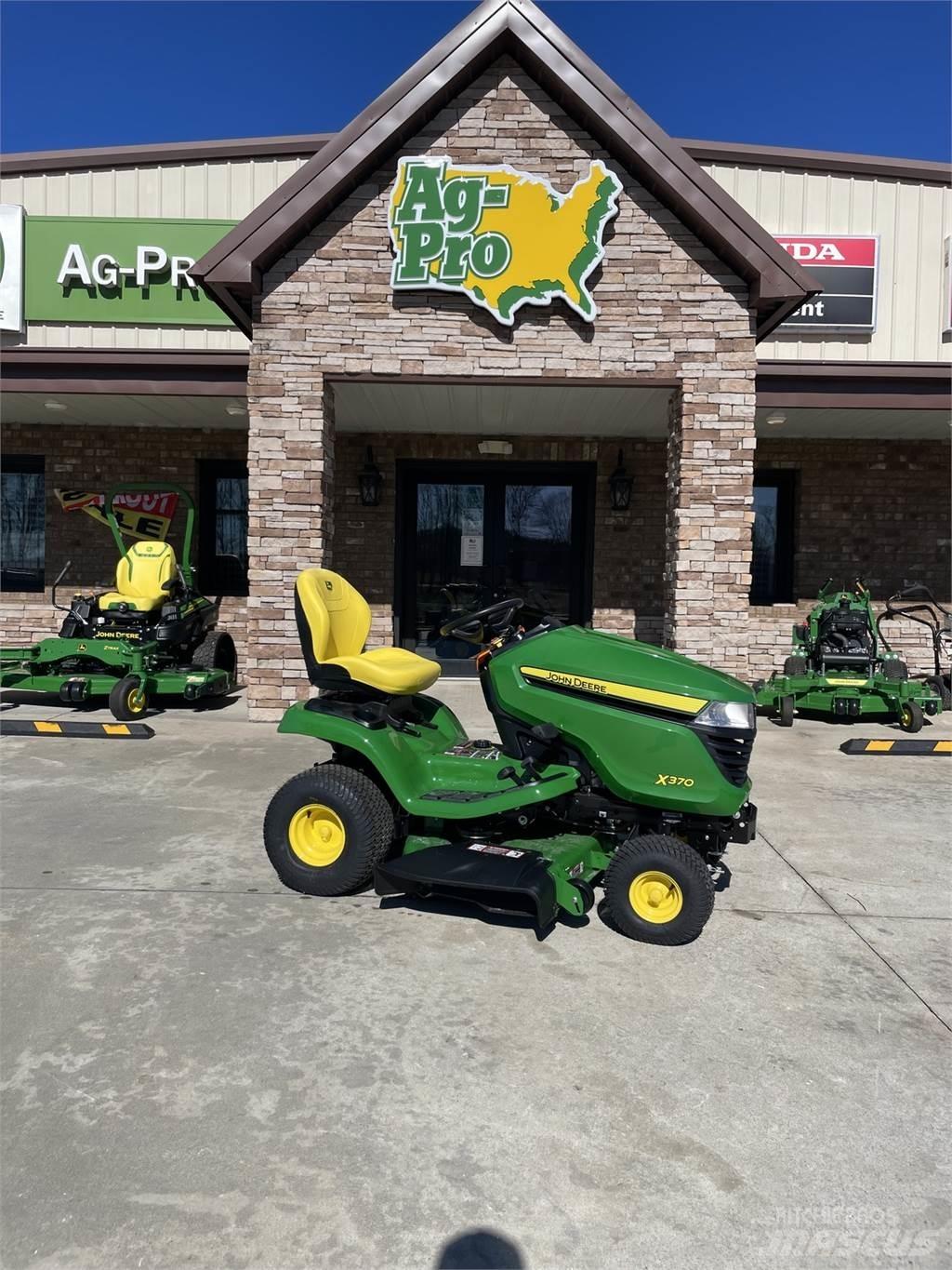 John Deere X370 Mikrociągniki