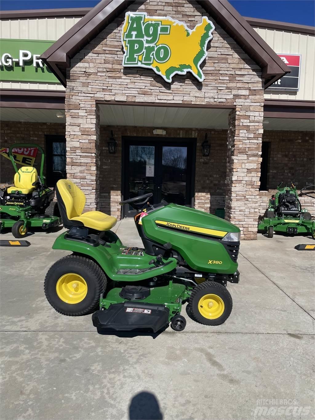John Deere X380 Mikrociągniki