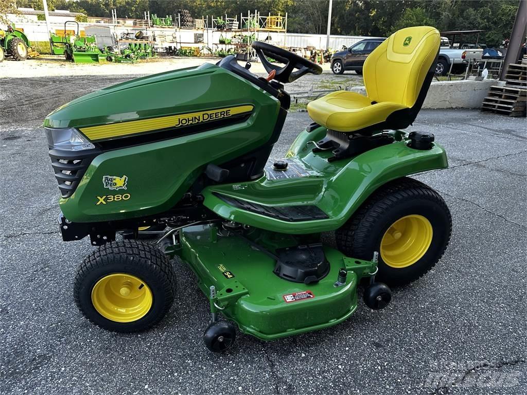 John Deere X380 Mikrociągniki