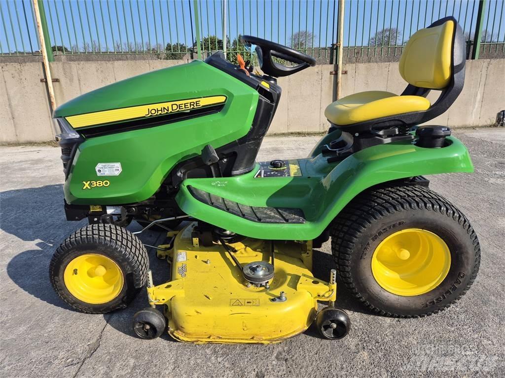John Deere X380 Mikrociągniki