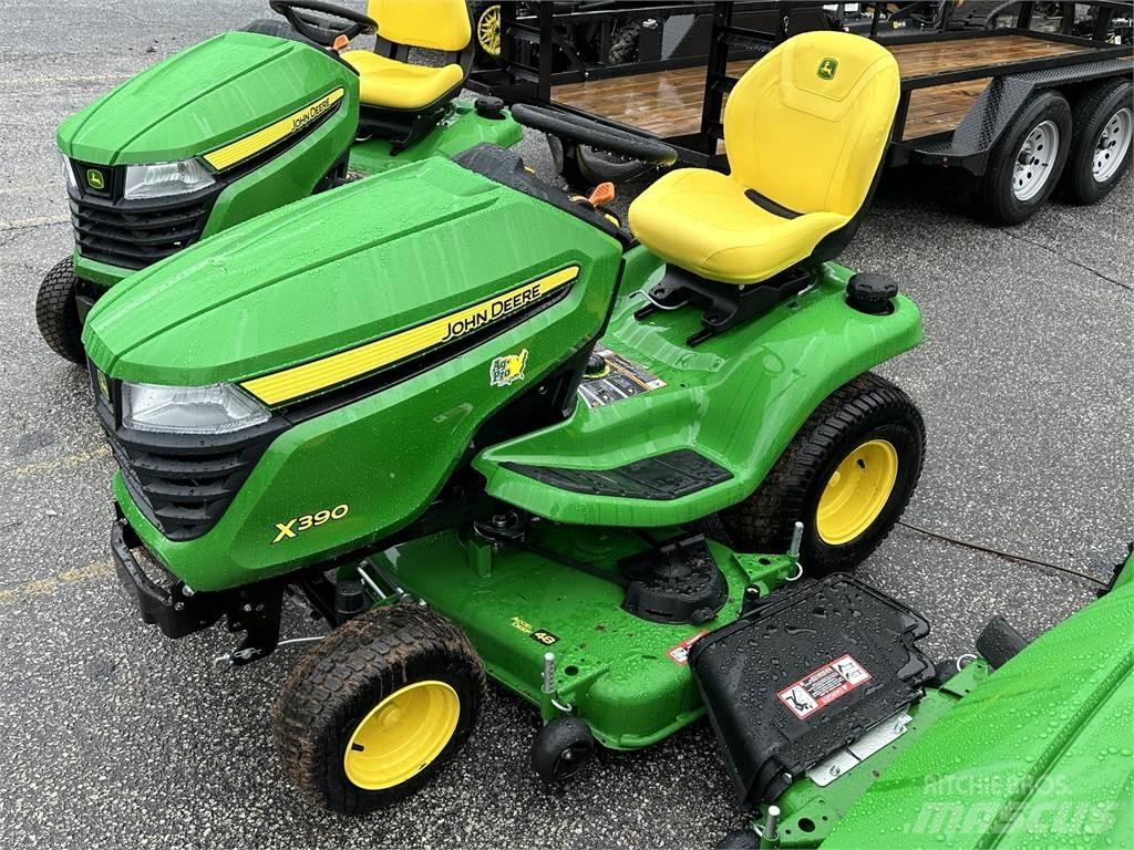 John Deere X390 Mikrociągniki
