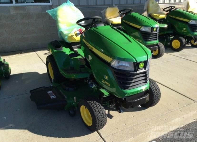 John Deere X390 Mikrociągniki