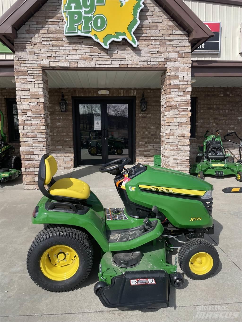John Deere X570 Mikrociągniki