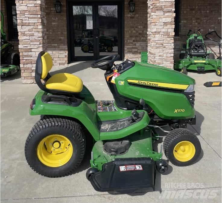 John Deere X570 Mikrociągniki