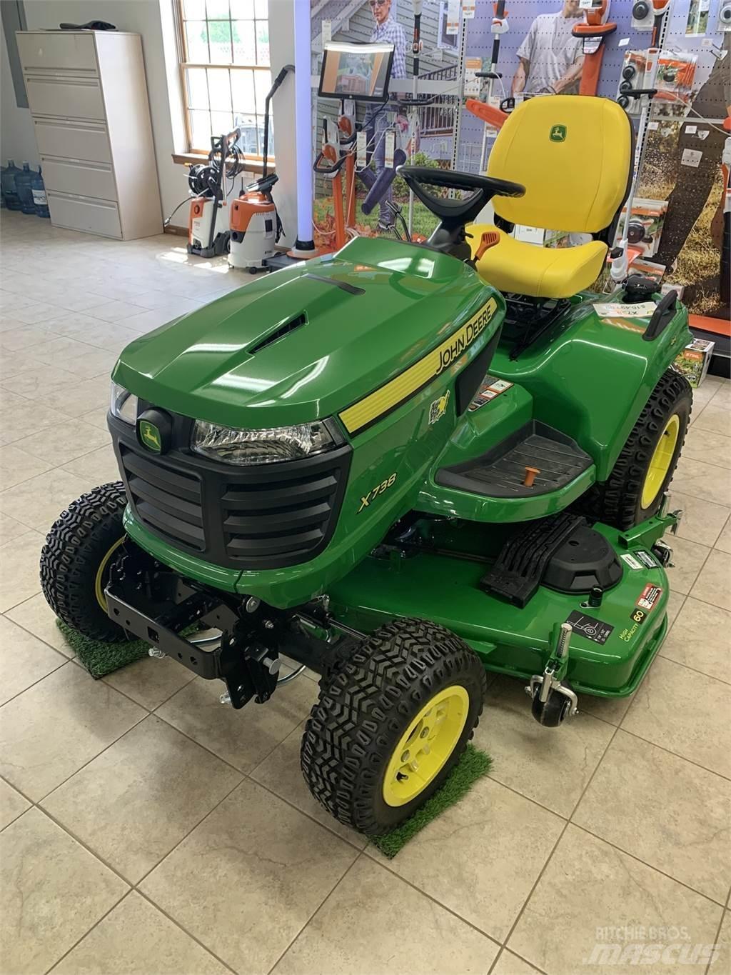 John Deere X738 Mikrociągniki
