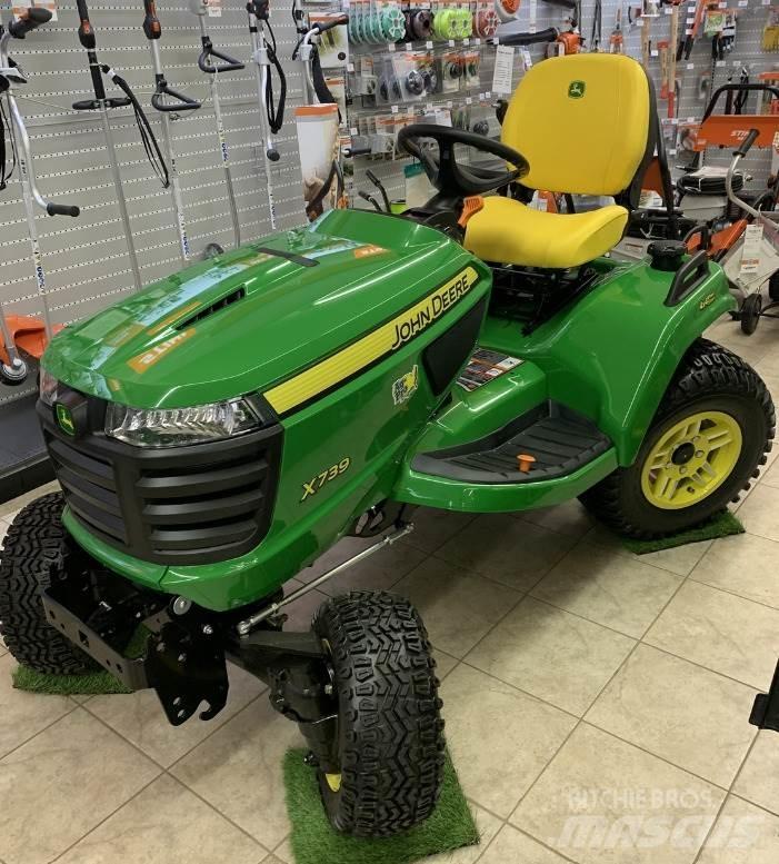 John Deere X739 Mikrociągniki