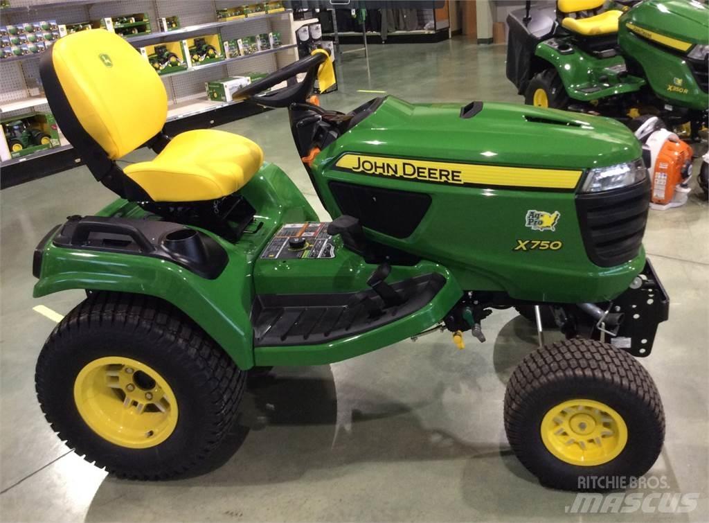 John Deere X750 Mikrociągniki