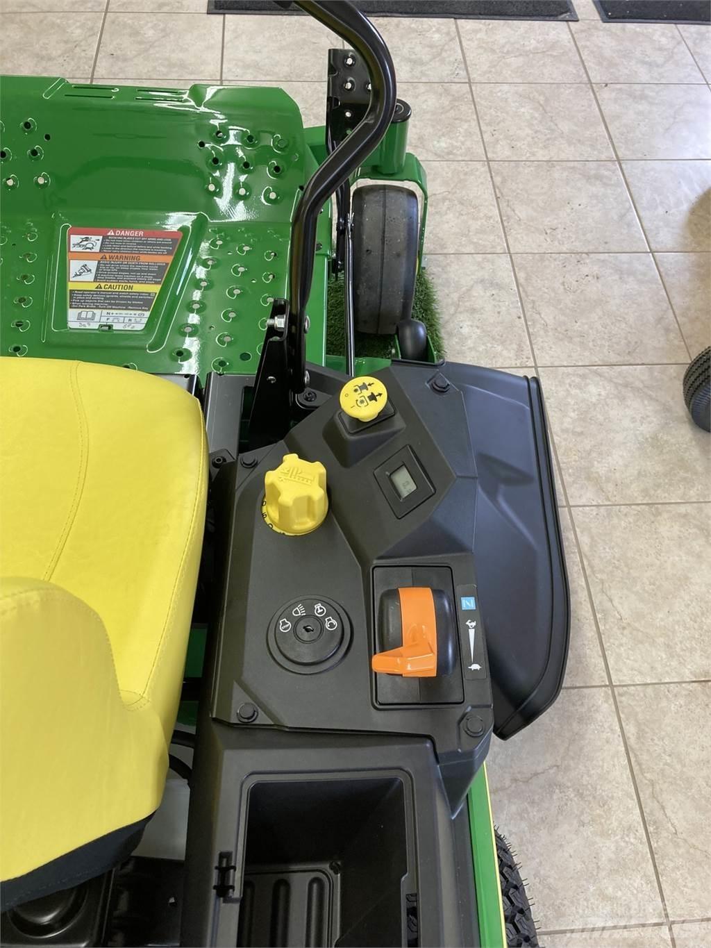 John Deere Z315E Kosiarki o zerowym promieniu skrętu