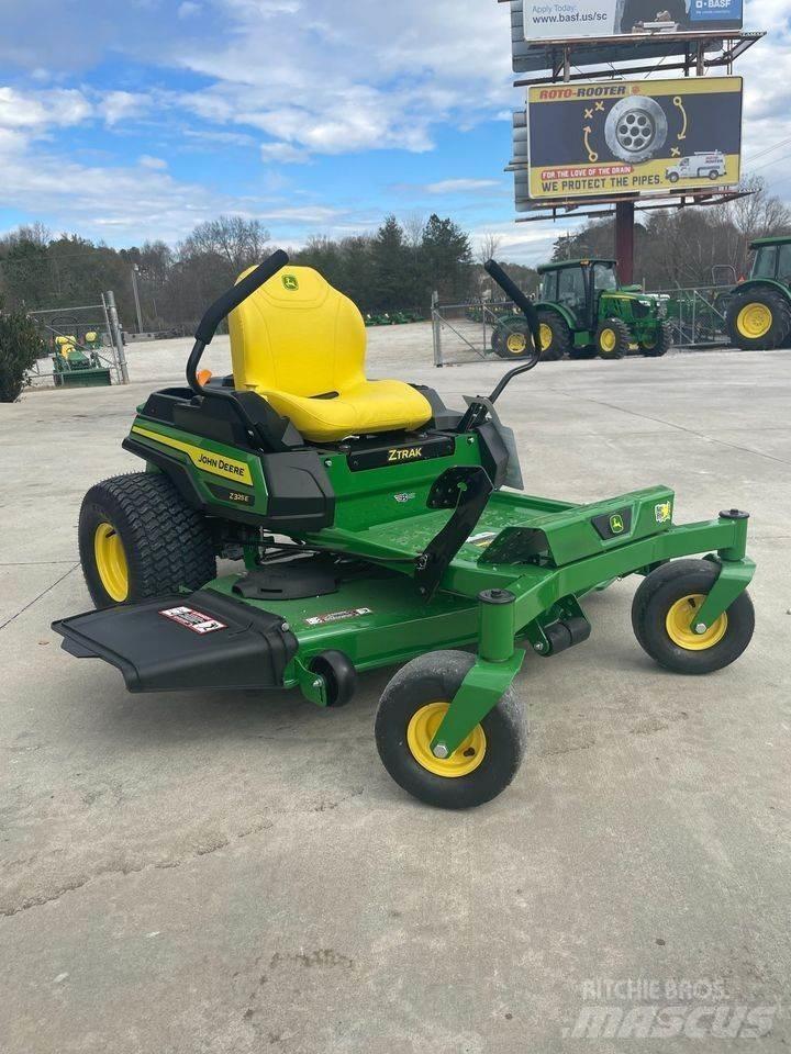 John Deere Z325E Kosiarki o zerowym promieniu skrętu