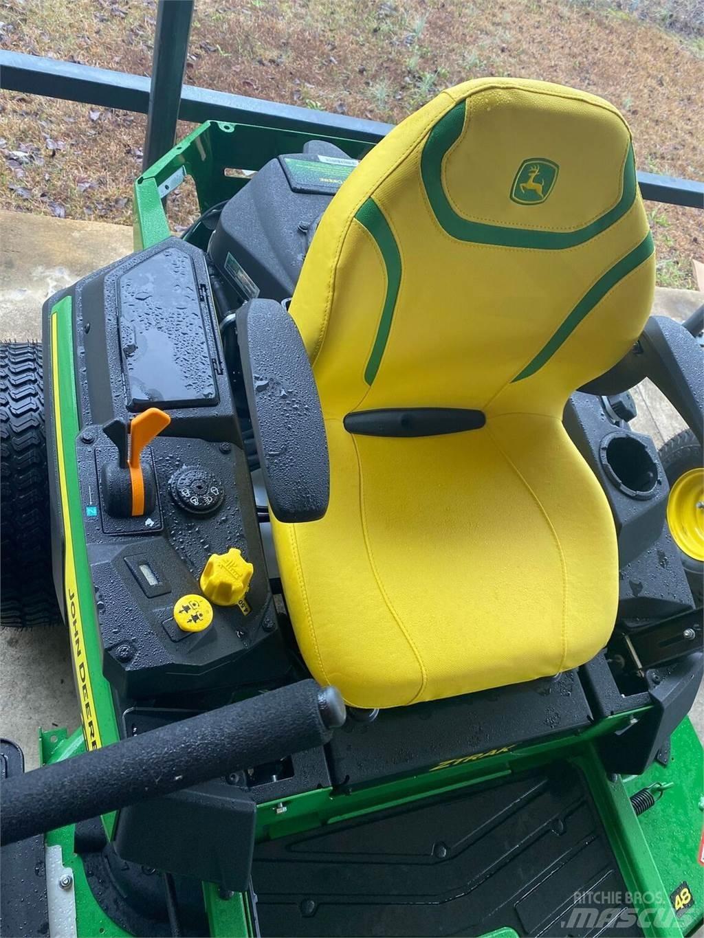 John Deere Z330R Kosiarki o zerowym promieniu skrętu
