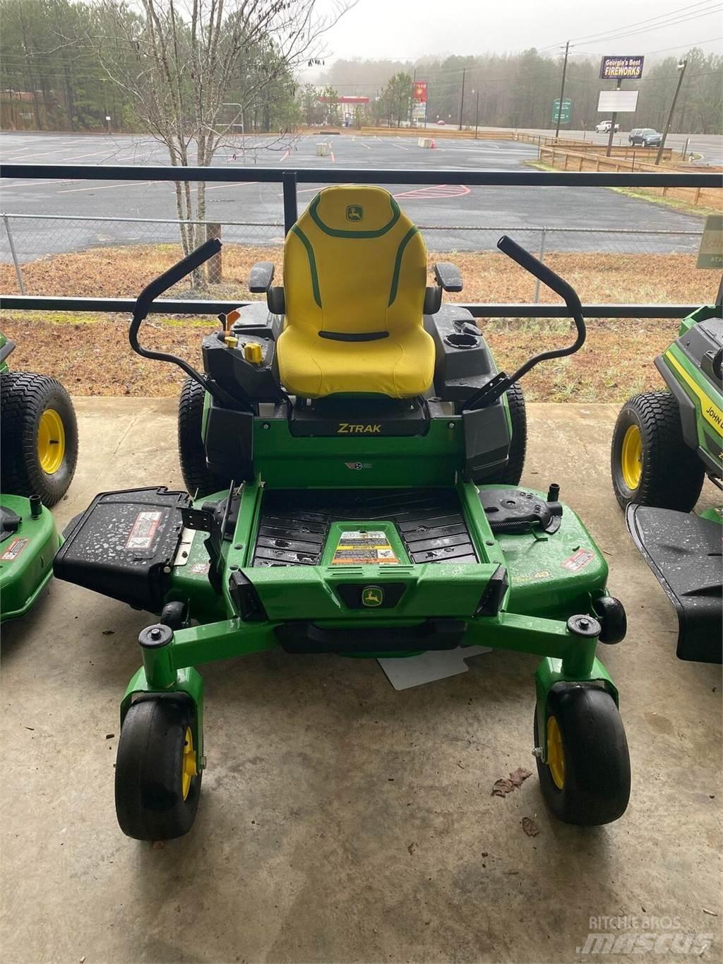 John Deere Z330R Kosiarki o zerowym promieniu skrętu