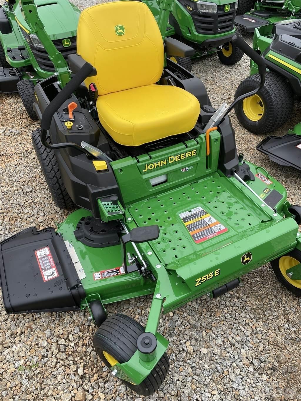 John Deere Z515E Kosiarki o zerowym promieniu skrętu