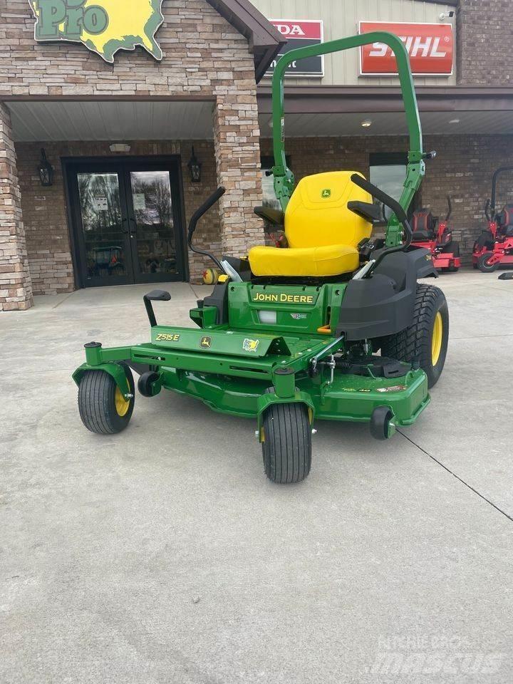 John Deere Z515E Kosiarki o zerowym promieniu skrętu
