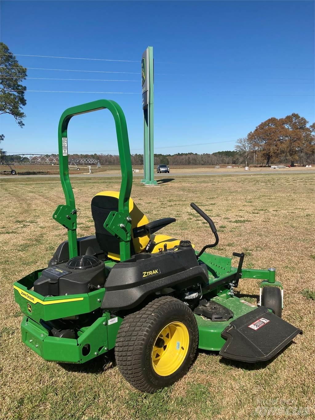 John Deere Z720E Kosiarki o zerowym promieniu skrętu