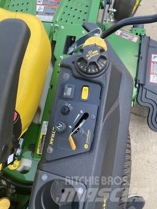 John Deere Z720E Kosiarki o zerowym promieniu skrętu