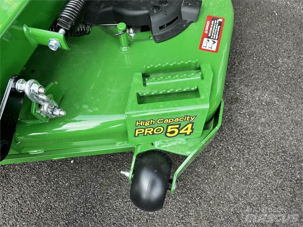 John Deere Z730M Kosiarki o zerowym promieniu skrętu