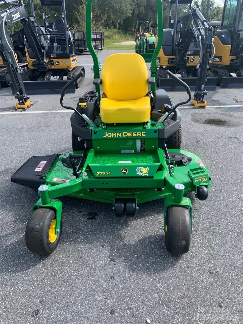 John Deere Z735E Kosiarki o zerowym promieniu skrętu