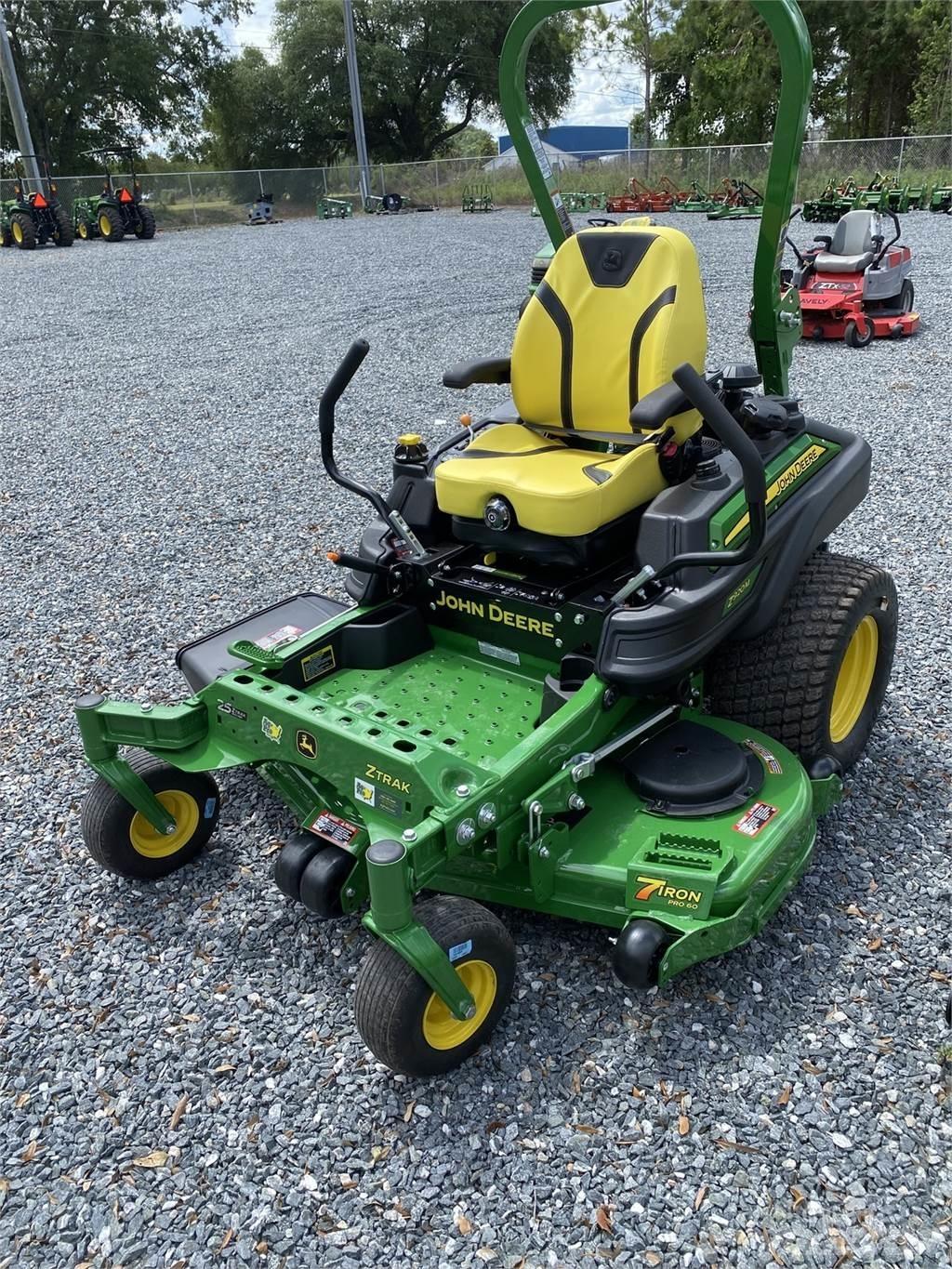 John Deere Z920M Kosiarki o zerowym promieniu skrętu
