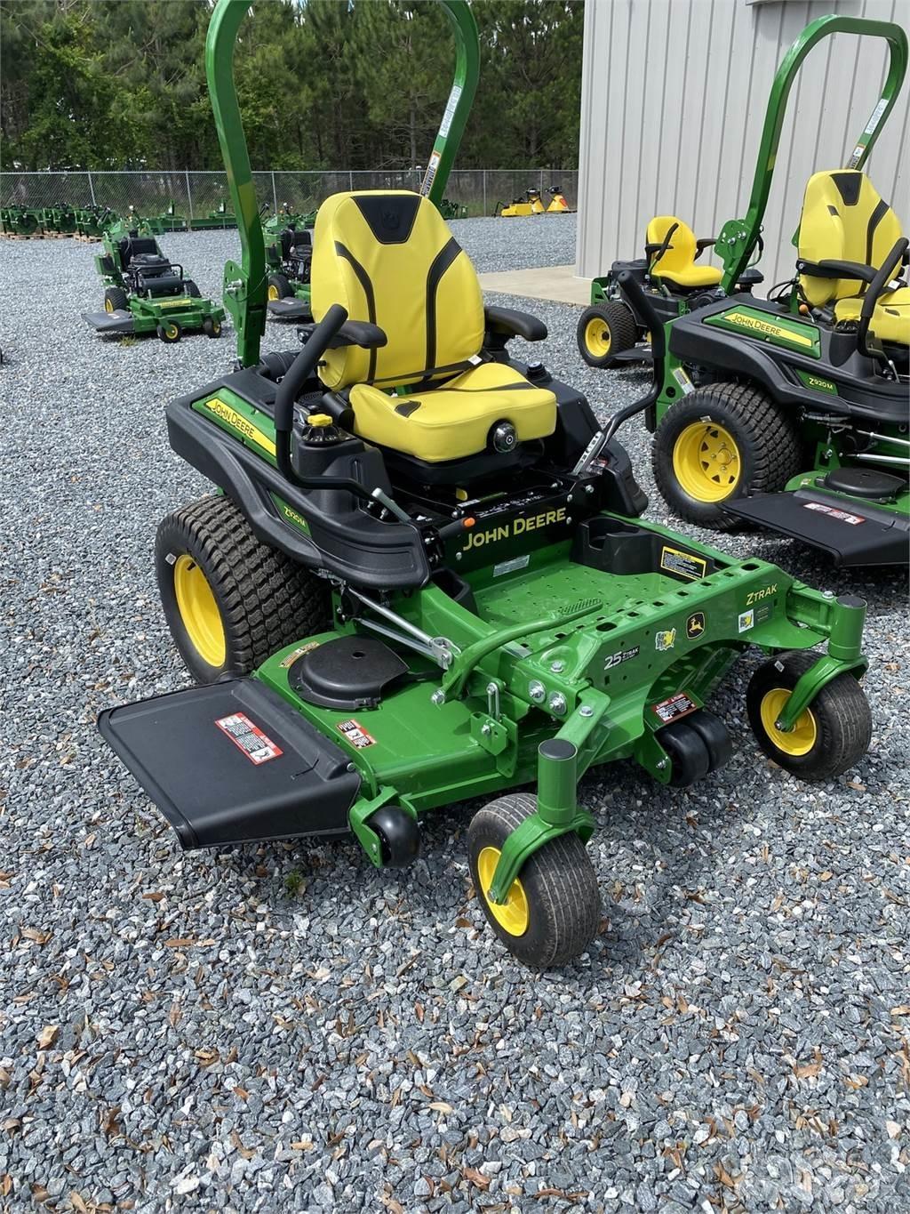 John Deere Z920M Kosiarki o zerowym promieniu skrętu