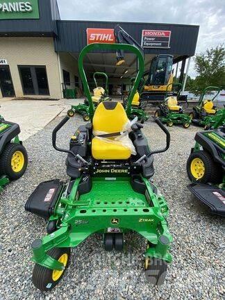 John Deere Z920M Kosiarki o zerowym promieniu skrętu