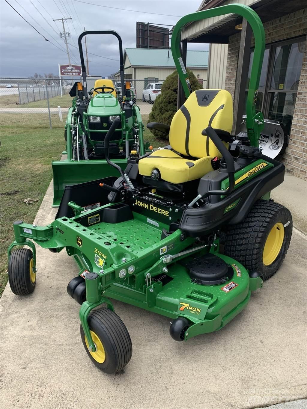 John Deere Z930M Kosiarki o zerowym promieniu skrętu