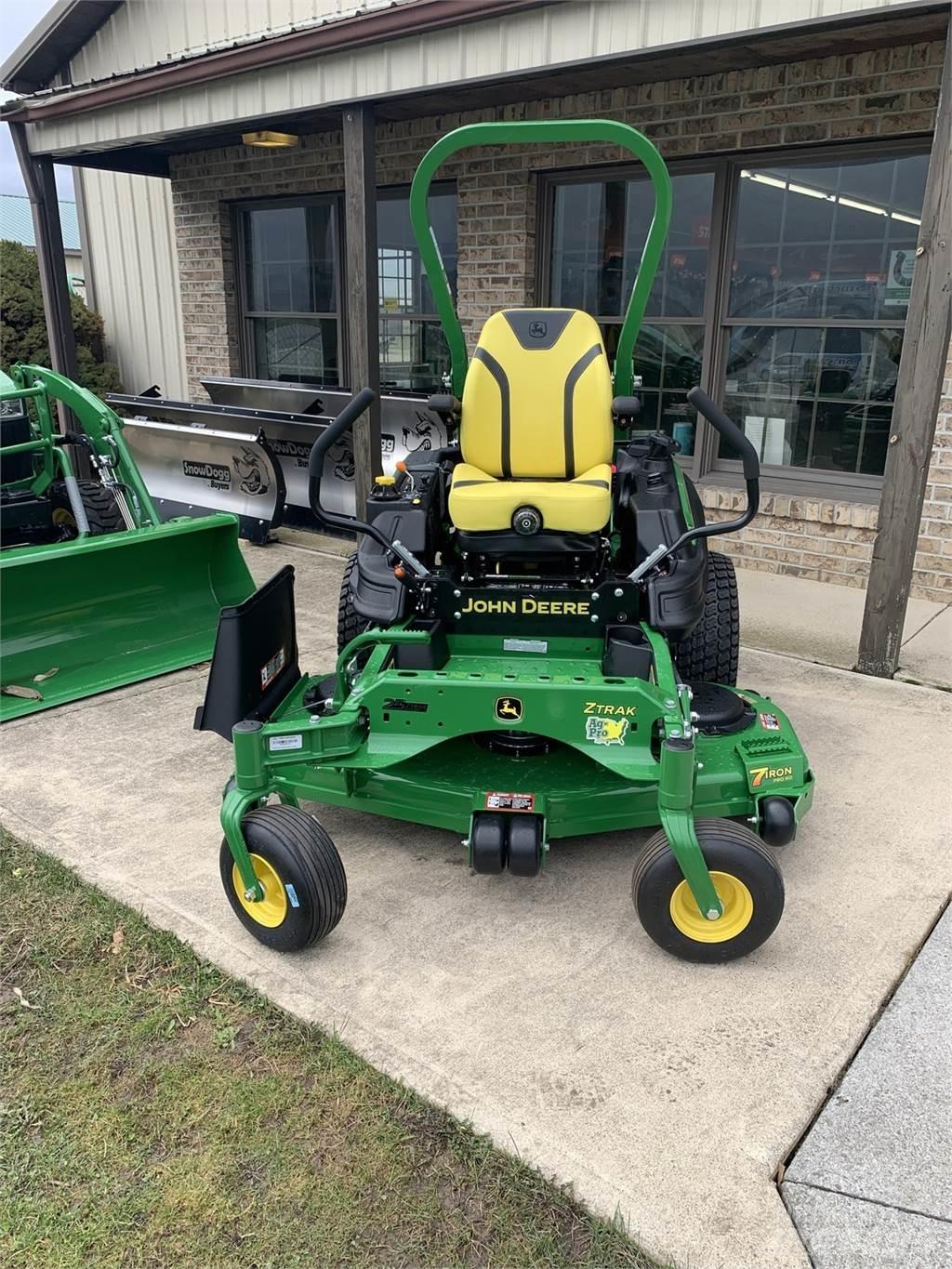 John Deere Z930M Kosiarki o zerowym promieniu skrętu