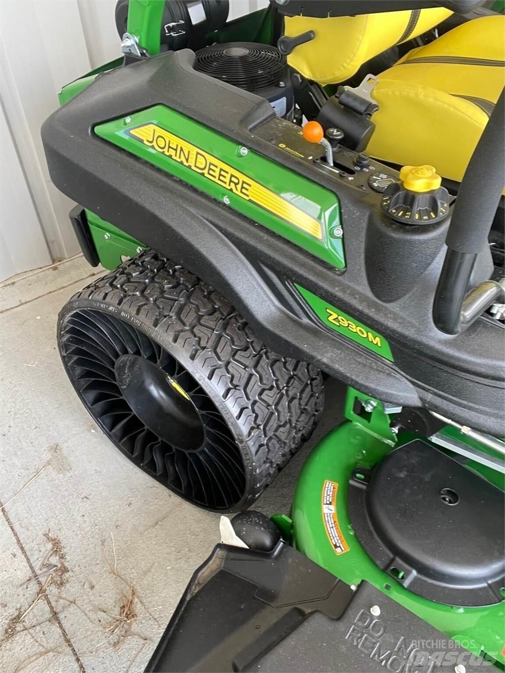John Deere Z930M Kosiarki o zerowym promieniu skrętu