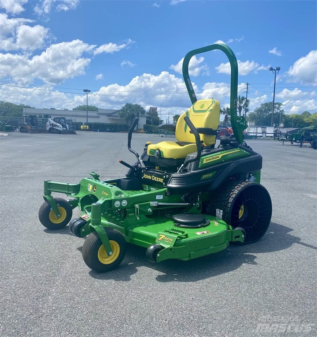 John Deere Z950M Kosiarki o zerowym promieniu skrętu
