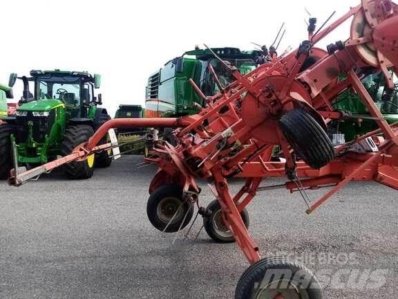 Kuhn GF 7702 Zgrabiarki i przetrząsacze