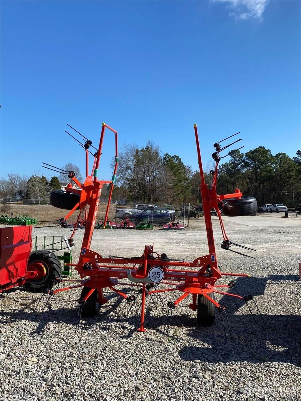 Kuhn GF5202T Zgrabiarki i przetrząsacze