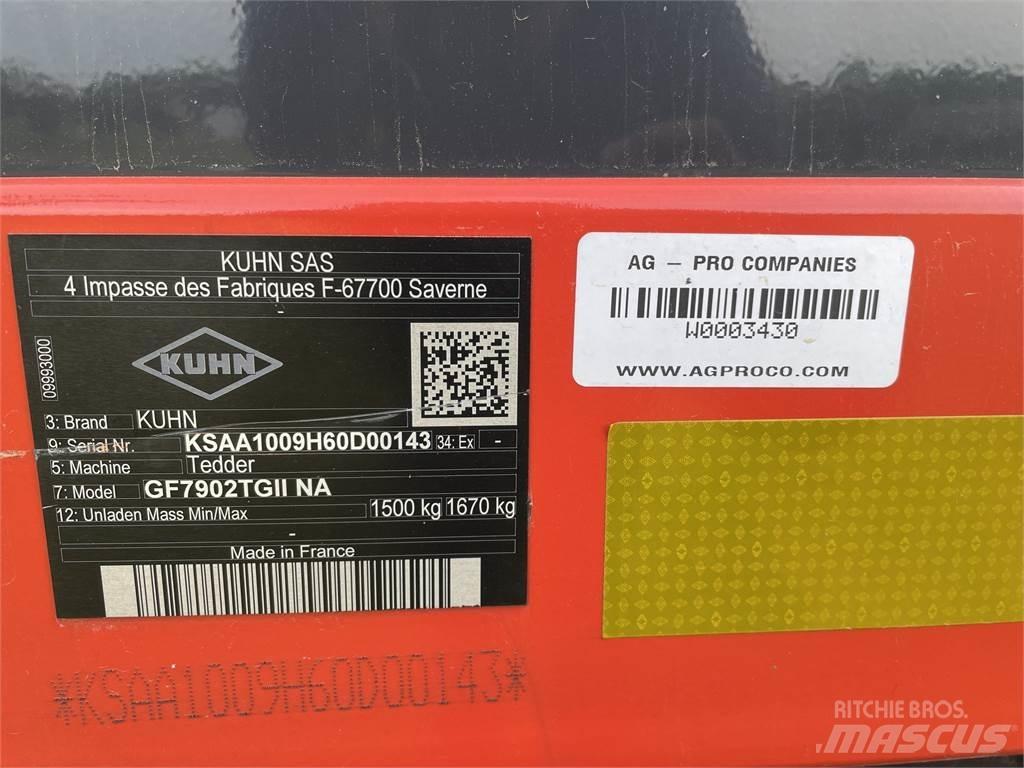 Kuhn GF7902 Zgrabiarki i przetrząsacze