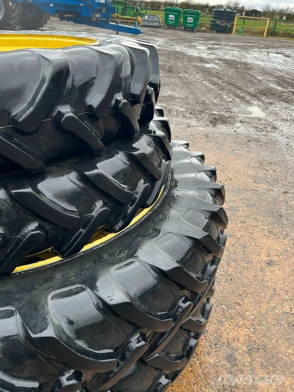  Row Crop Wheels Opony, koła i felgi
