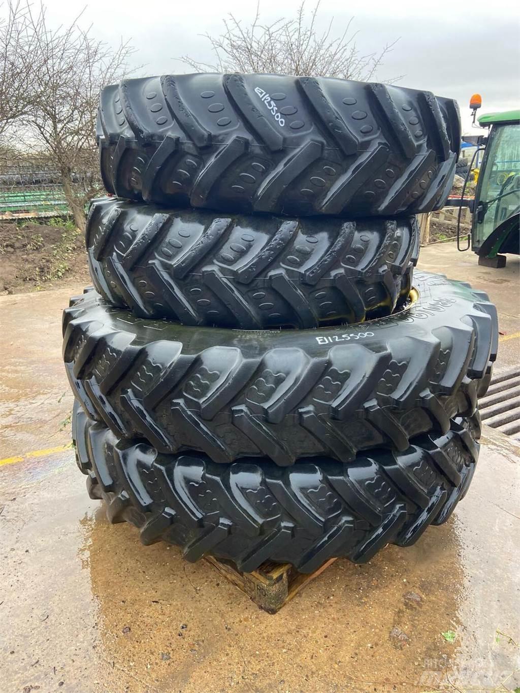  Row Crop Wheels Opony, koła i felgi