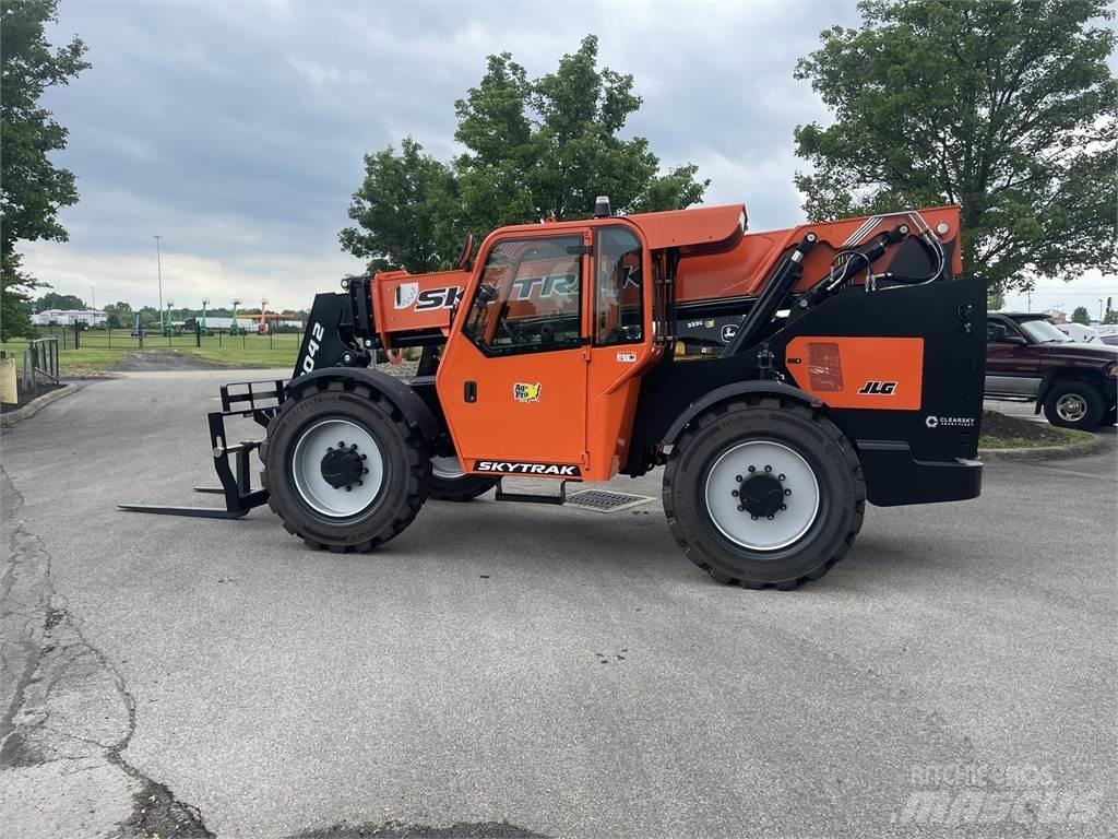 SkyTrak 8042 Ładowarki teleskopowe