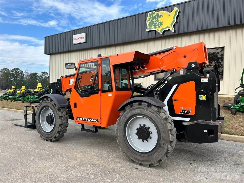 SkyTrak 8042 Ładowarki teleskopowe