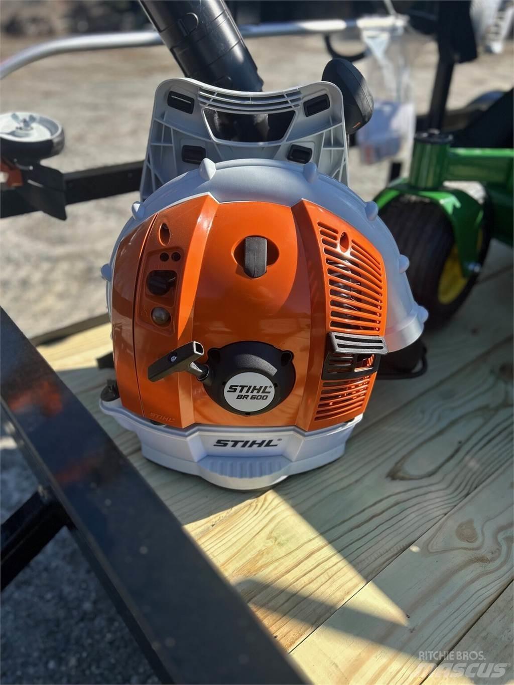 Stihl BR600 Wózki golfowe