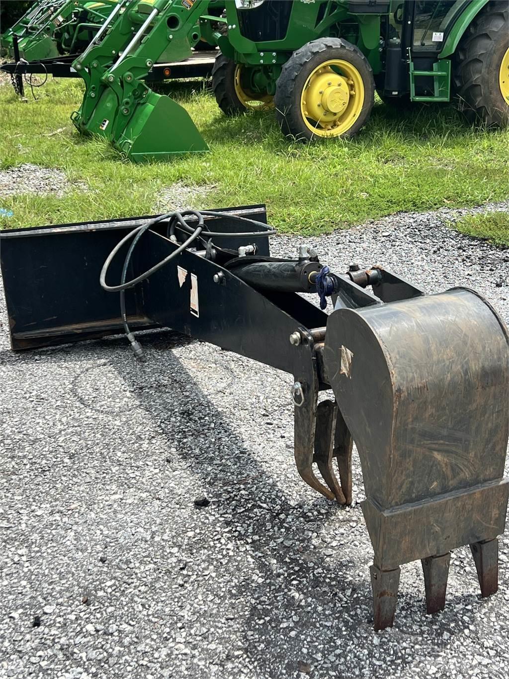 Tiger Backhoe Maszyny budowlane - Inne