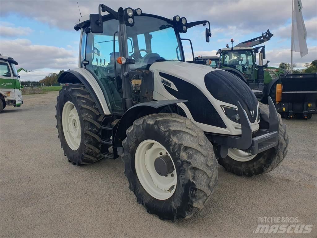 Valtra A104 Ciągniki rolnicze