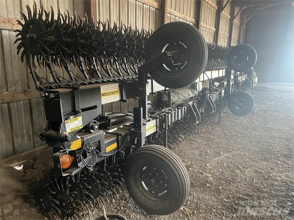 YETTER 3541 Inne maszyny i akcesoria uprawowe