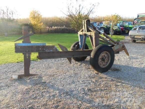 Mole Plough Kultywatory